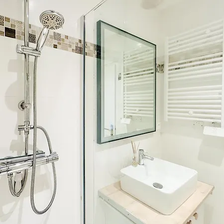 Jolie Maison Rénovée Et Décorée Avec Goût à La Chaume 4 Pers *